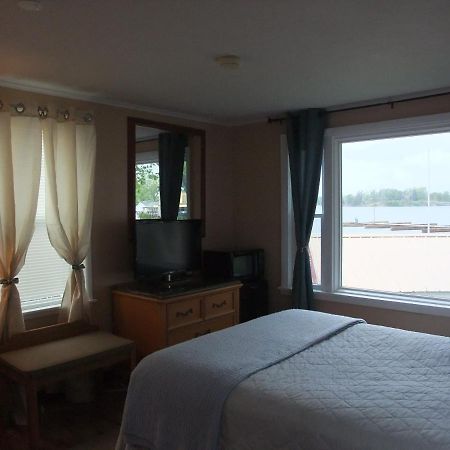 Hills Motel & Marina ألكساندريا المظهر الخارجي الصورة